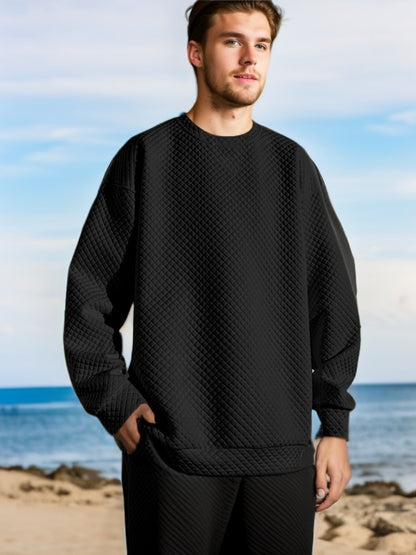 Men's Oversized Sweatshirt with Textured Design and Practical Side Pockets Skorter