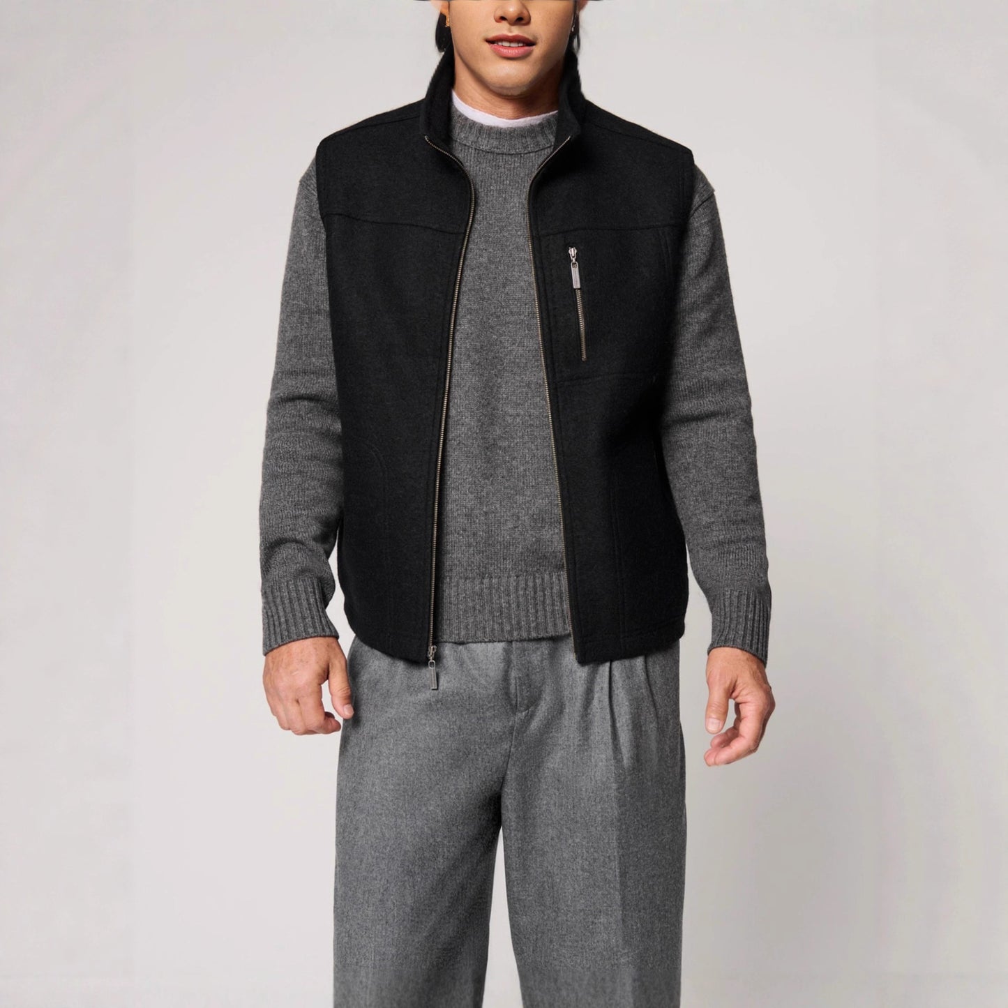 Men's warm vest made of high-quality pure wool with button closures Skorter