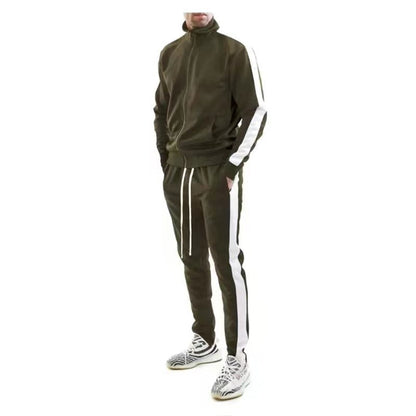 Men's sporty tracksuit with breathable properties and modern accents Skorter