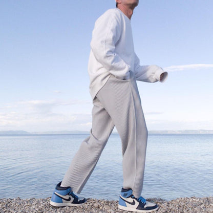 Men's stylish pleated chinos with elastic waistband Skorter