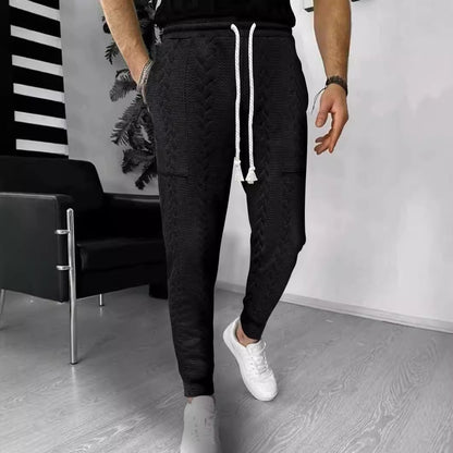 Men's cargo jogging pants with elastic waistband and practical pockets Skorter