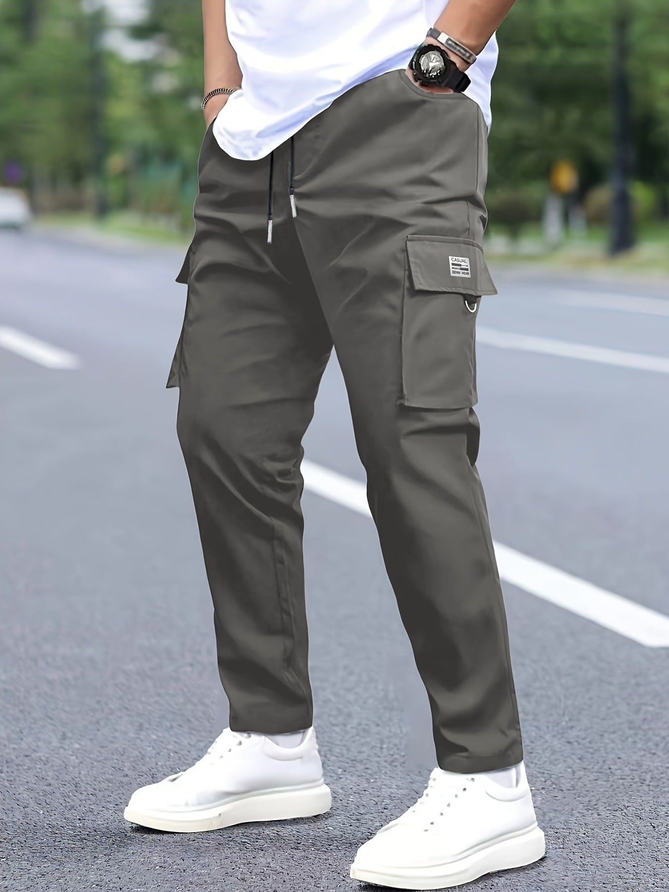 Men's cargo pants in modern design with practical pockets Skorter