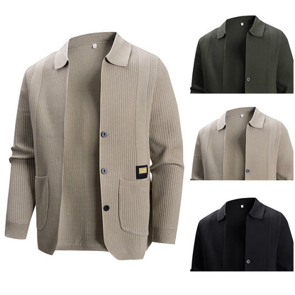 Herrkofta med modernt ribbmönster och praktiska fickor Skorter