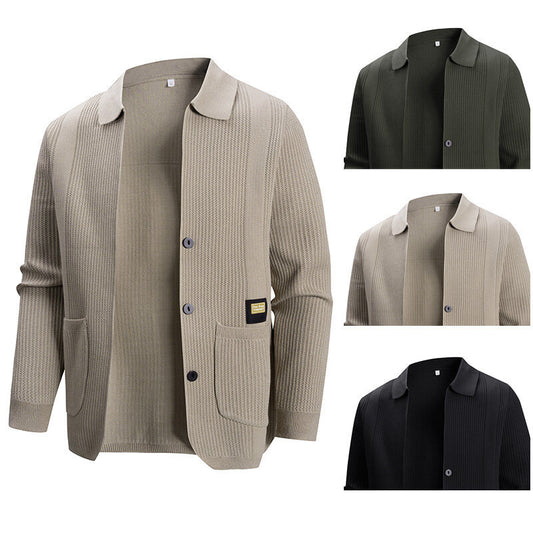 Herrkofta med modernt ribbmönster och praktiska fickor Skorter