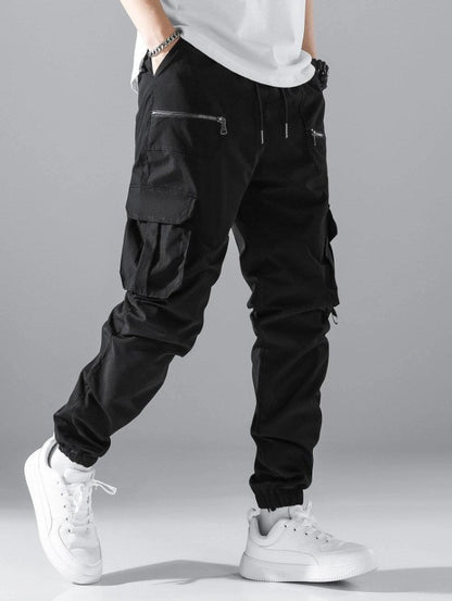 Men's stylish cargo jogger pants with practical pocket design Skorter