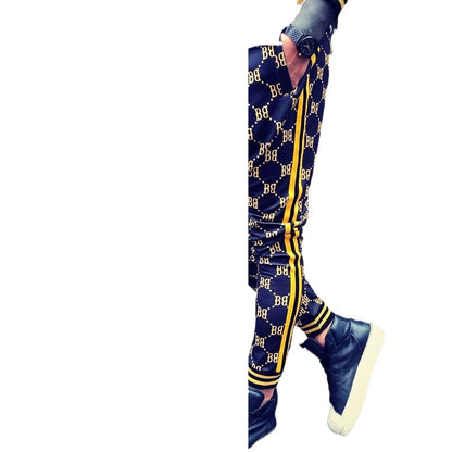 Men's sporty suit with fashionable lettering Skorter