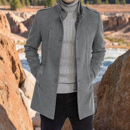 Men's stylish overcoat with practical pockets Skorter