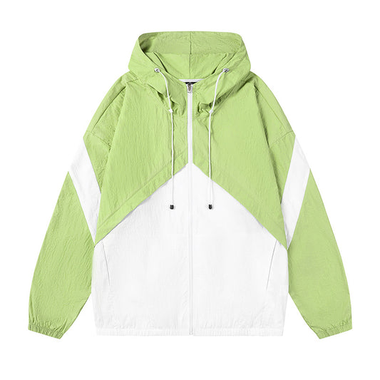 Men's sporty windbreaker with adjustable hood system and reflective details Skorter