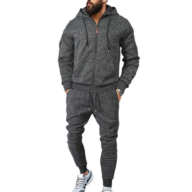 Men's tracksuit with hood and practical pockets Skorter