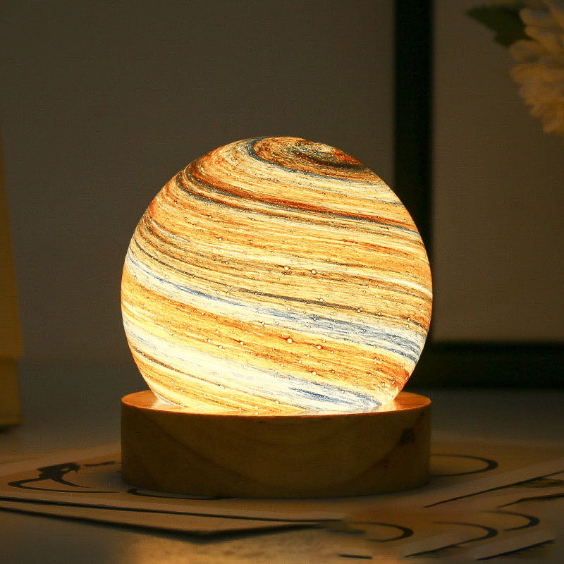 Skorter | Enchanting Planet Lamp – A Universe of Colors and Dreams