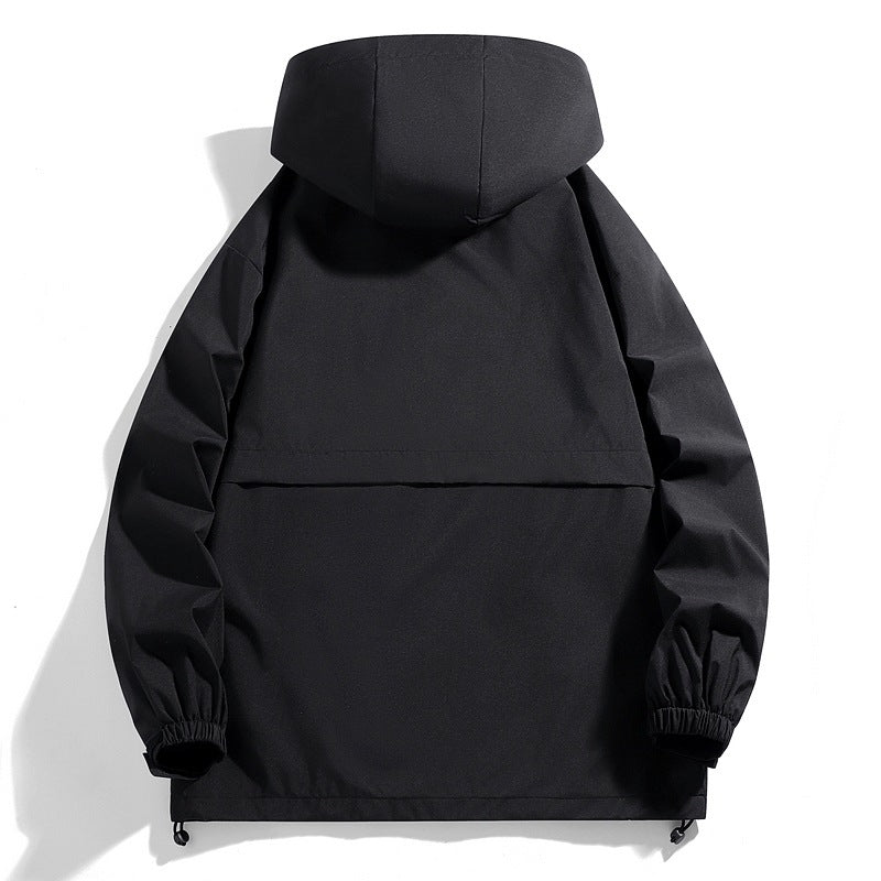 Vattenavvisande övergångsjacka för män med justerbar huva och praktiska fickor Skorter