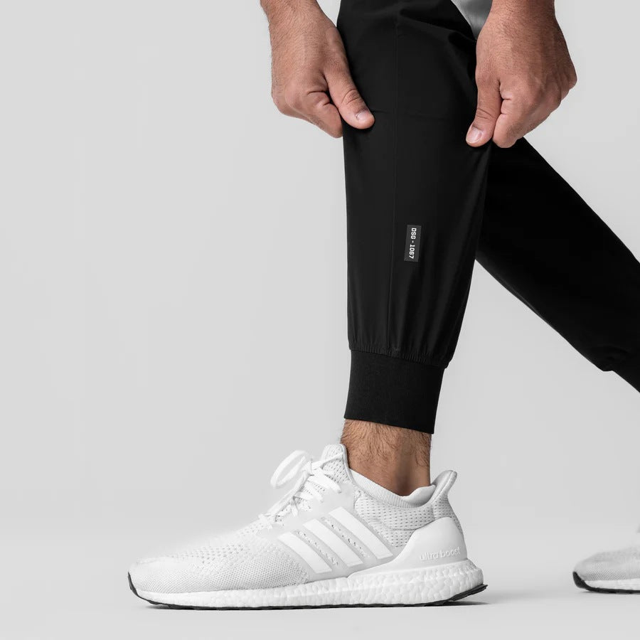 Herrbyxor med kontrastpaneler på sidan, skorter