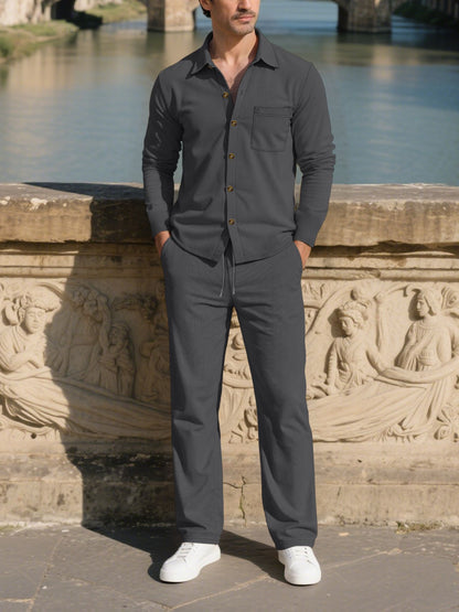 Men's stylish leisure suit set with comfortable cut and elegant button placket Skorter