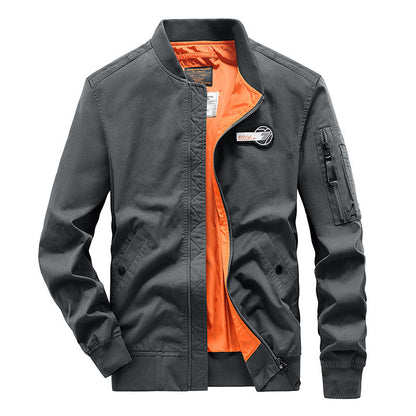 Herrbomberjacka med sidofickor och praktiska ärmfickor Skorter