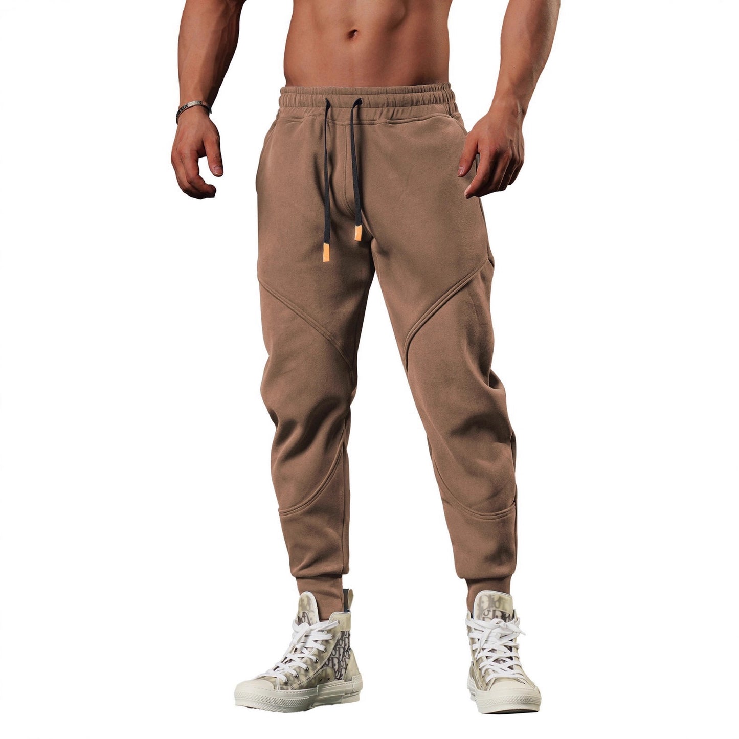 Men's sporty sweatpants with innovative cut and practical pockets Skorter
