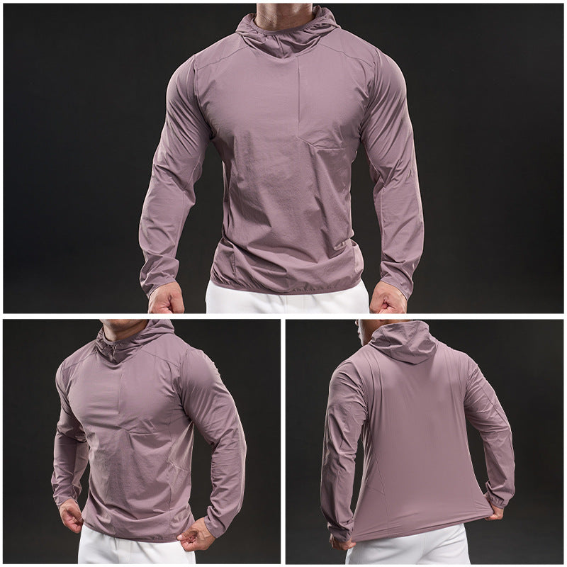 Andningsbar herrträningstopp med huva och dragkedja i fickan Skorter