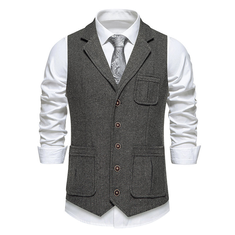 Men's suit vest in classic herringbone design with practical pockets Skorter