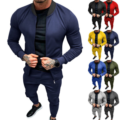 Men's tracksuit with modern stand-up collar and practical zip pockets Skorter