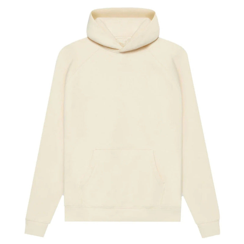 Men's stylish hoodie with practical kangaroo pocket and modern design Skorter