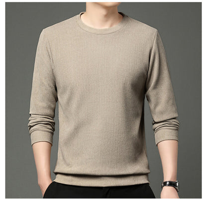 Herrtröja med fin struktur och rund halsringning, Skorter