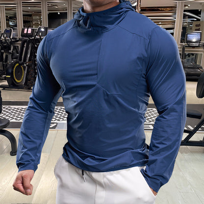 Andningsbar herrträningstopp med huva och dragkedja i fickan Skorter