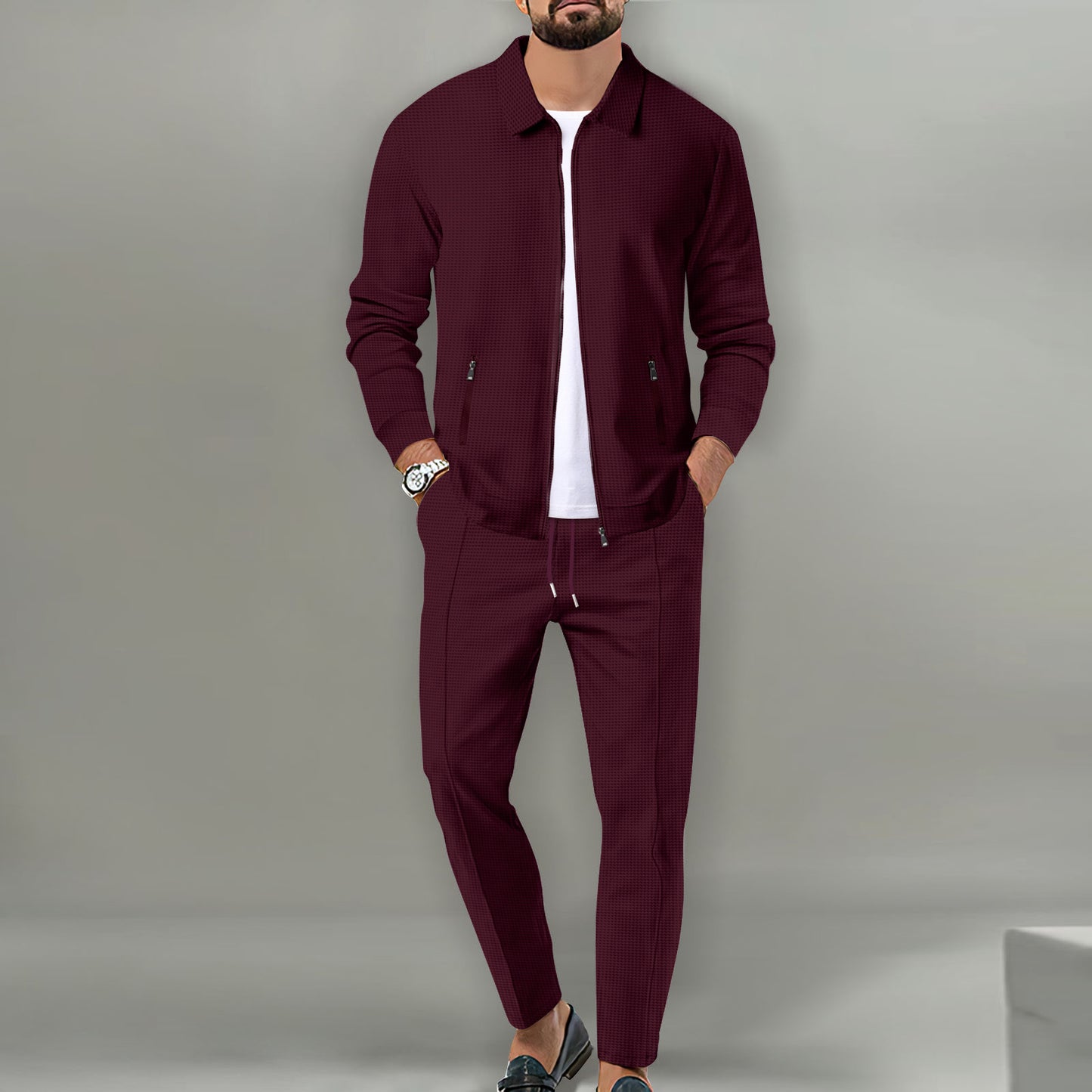 Men's sporty outfit with modern cut and breathable material Skorter