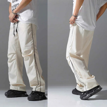 Men's casual sports pants with elastic waistband and side seams Skorter