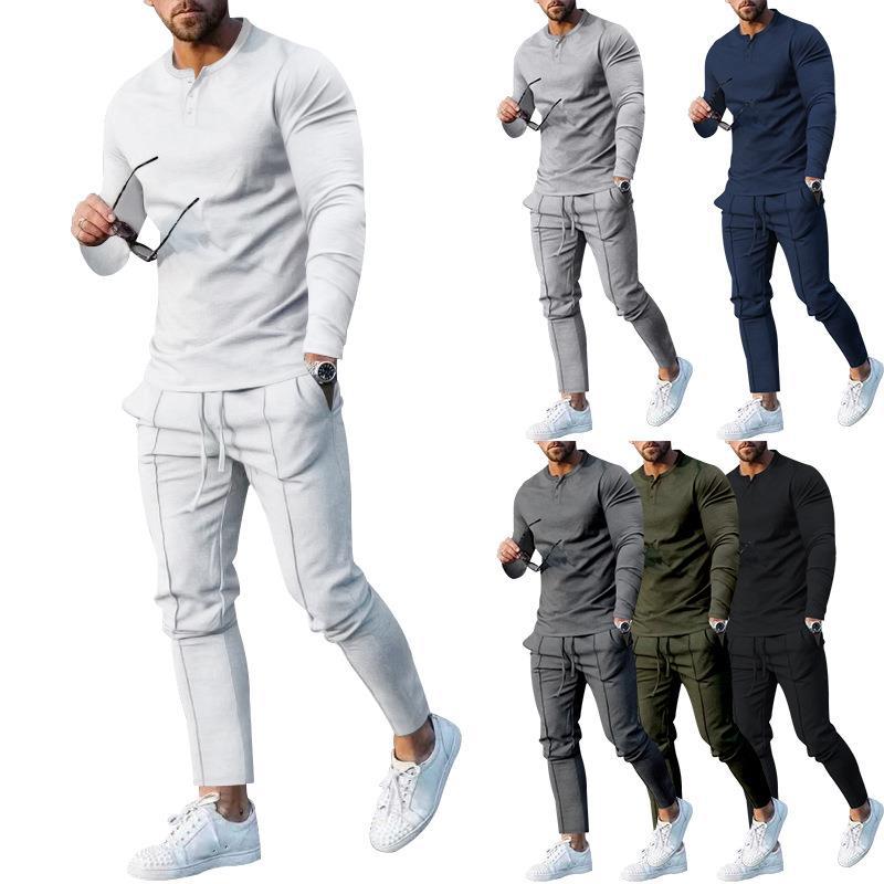 Men's sporty top and pants set with modern Henley neckline Skorter