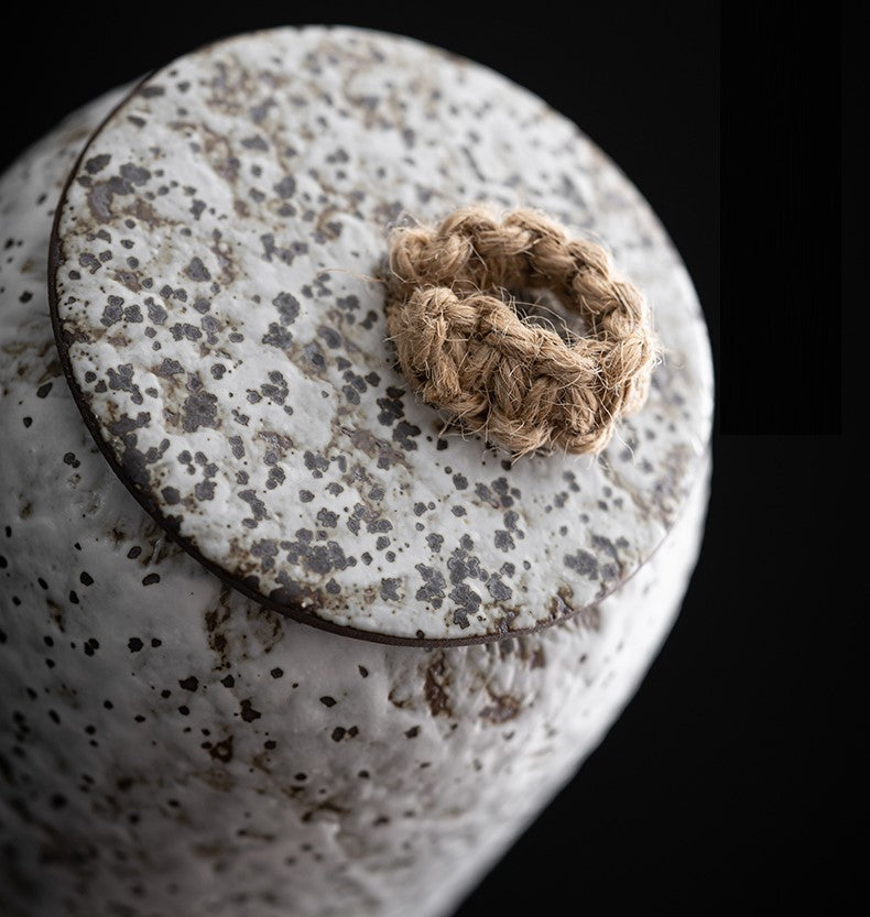 Skorter | Air-tight Coffee Container made of Ceramic