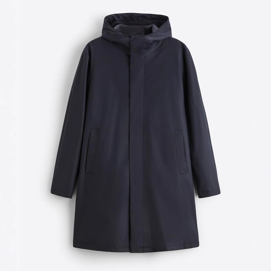 Men's raincoat with practical hood and longer cut Skorter