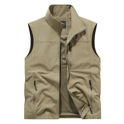 Men's technical outdoor vest with breathable panels and multifunctional pockets Skorter