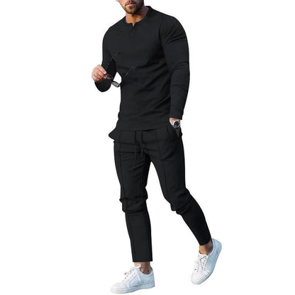 Men's sporty top and pants set with modern Henley neckline Skorter