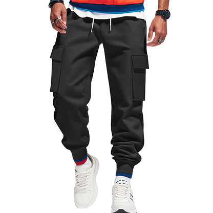Men's cargo joggers with practical side pockets and elastic waistband Skorter