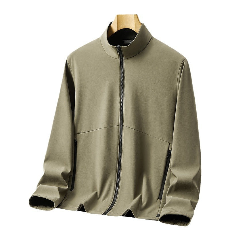 Men's Breathable Outdoor Jacket with High Collar and Practical Pockets Skorter