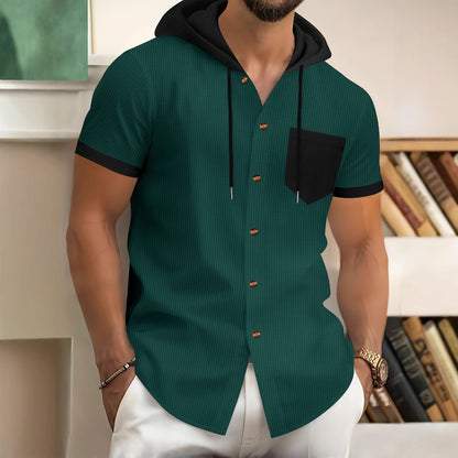 Men's stylish short-sleeve shirt with integrated hood and practical chest pocket Skorter