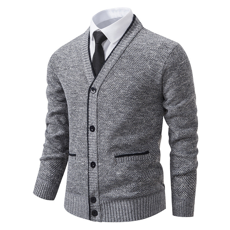 Men's cardigan with V-neck and elegant details Skorter