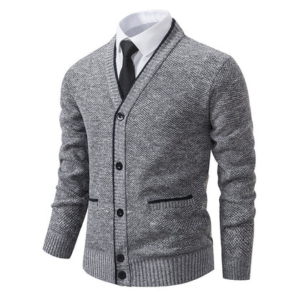 Men's cardigan with V-neck and elegant details Skorter