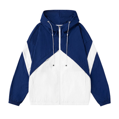 Men's sporty windbreaker with adjustable hood system and reflective details Skorter