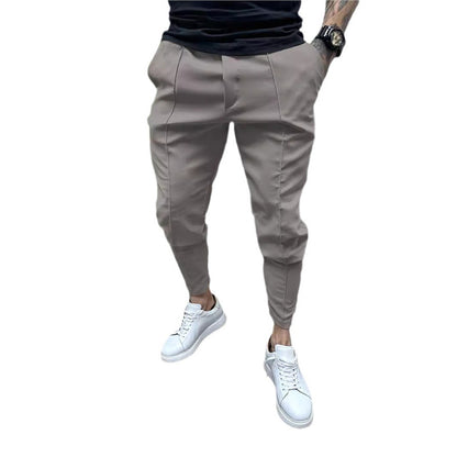 Men's stylish joggers with a slim fit and practical pockets Skorter