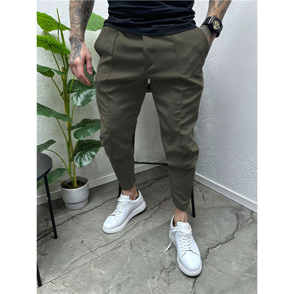 Men's stylish joggers with a slim fit and practical pockets Skorter