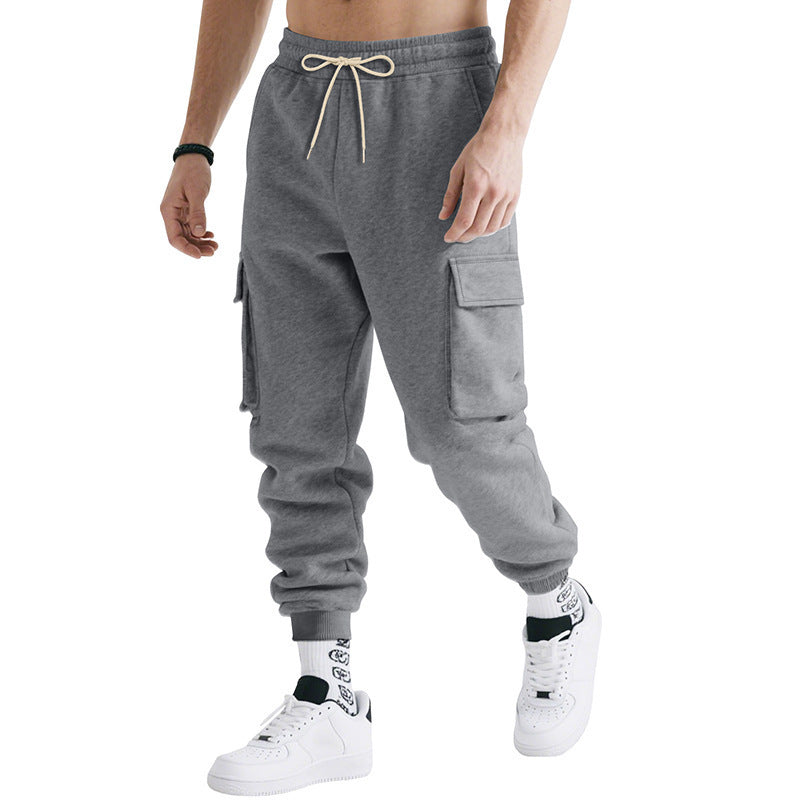 Men's cargo jogging pants with practical design and breathable material properties Skorter