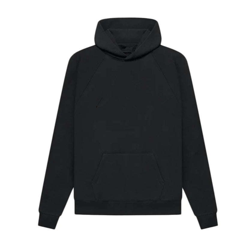 Men's stylish hoodie with practical kangaroo pocket and modern design Skorter