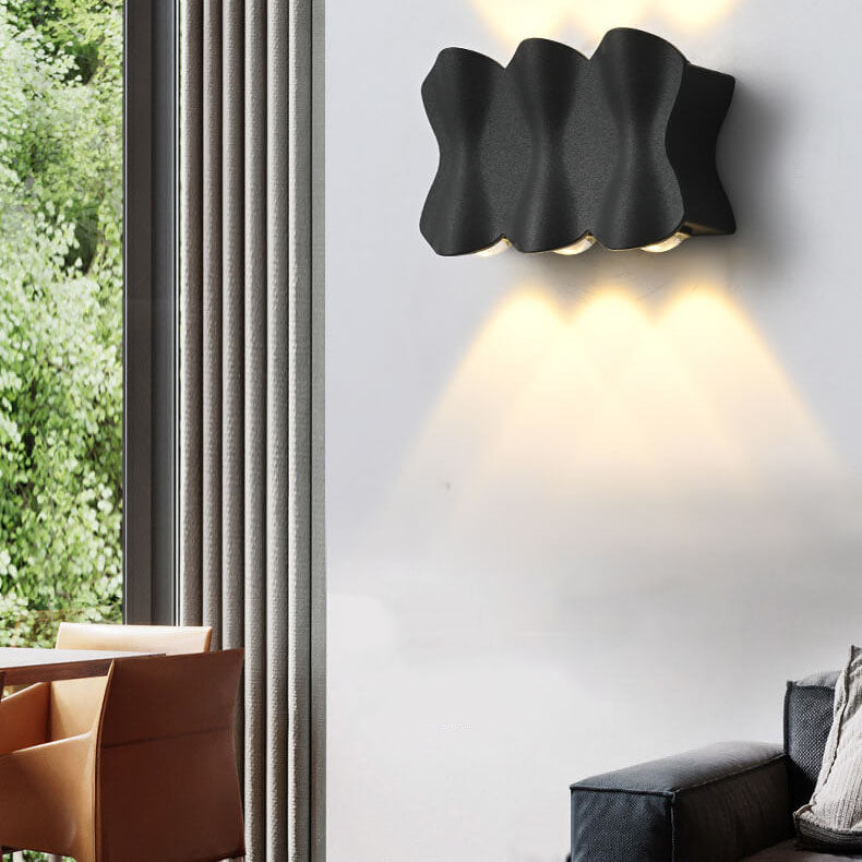 Skorter | Modern minimalist waterproof LED wall lamp in aluminum