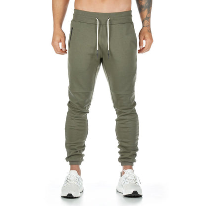 Men's sporty jogging pants made of high-quality stretch material with practical pockets Skorter