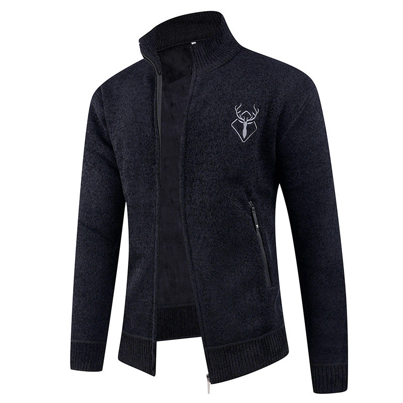 Herrkofta med hög krage och praktiska dragkedjefickor Skorter