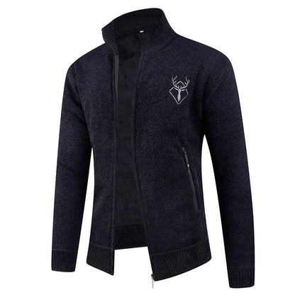 Herrkofta med hög krage och praktiska dragkedjefickor Skorter