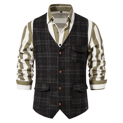 Men's waistcoat with check pattern and practical pockets Skorter