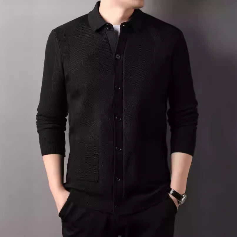 Herrkardigan med modern texturerad design och praktiska fickor Skorter