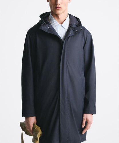 Men's raincoat with practical hood and longer cut Skorter