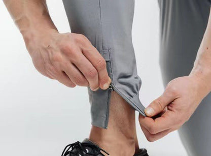 Herrbyxor med andningsförmåga och Relaxed Fit och praktiska fickor i Skorter-modell